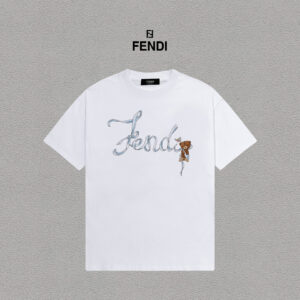 weigou_193291_0_8bd08eeeb6 P70 Fendi/芬迪 印花Logo百搭潮流短袖T恤男女同款 吊牌 领标 水洗唛 三标齐全 定织定染280克精梳棉面料 尺码:S-XXL 颜色:黑色,白色