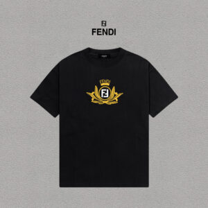 weigou_193425_0_dfb5341a9d P70 Fendi/芬迪 印花Logo百搭潮流短袖T恤男女同款 吊牌 领标 水洗唛 三标齐全 定织定染280克精梳棉面料 尺码:S-XXL 颜色:黑色,白色