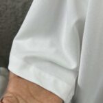 P75 FEN*di芬迪 2026春夏新款短袖t恤 经典 立体刺绣工艺 定制双纱平纹纯棉面料 男女同款 颜色：黑色 白色 尺码： S （90-130斤） M （120-150斤） L （140-165斤） XL （160-180斤） XXL （180-210斤）