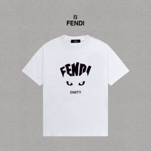 weigou_193565_0_0d3004bd20 P70 Fendi/芬迪 印花Logo百搭潮流短袖T恤男女同款 吊牌 领标 水洗唛 三标齐全 定织定染280克精梳棉面料 尺码:S-XXL 颜色:黑色,白色