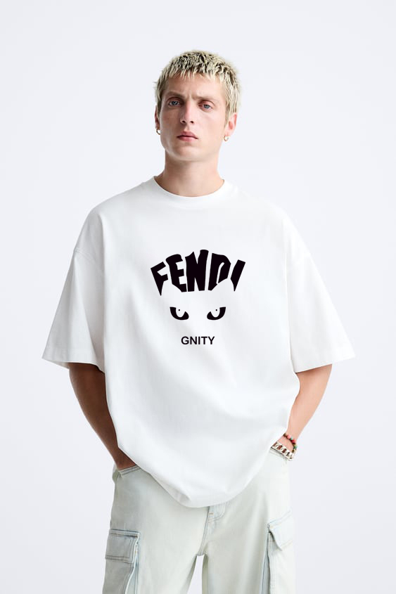 P70 Fendi/芬迪 印花Logo百搭潮流短袖T恤男女同款 吊牌 领标 水洗唛 三标齐全 定织定染280克精梳棉面料 尺码：S-XXL 颜色：黑色，白色