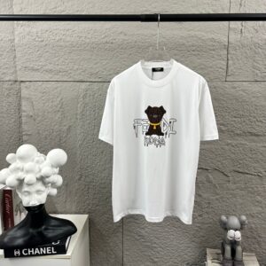P80 FEN*di芬迪 2026春夏新款短袖t恤 经典双 F，立体厚板硅胶工艺 定制双纱平纹纯棉面料 男女同款 颜色：黑色 白色 花灰色 尺码： S （90-130斤） M （120-150斤） L （140-165斤） XL （160-180斤） XXL （180-210斤）