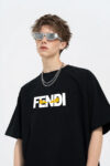 P70 Fendi/芬迪 印花Logo百搭潮流短袖T恤男女同款 吊牌 领标 水洗唛 三标齐全 定织定染280克精梳棉面料 尺码：S-XXL 颜色：黑色，白色