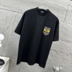 P80 FEN*di芬迪 2026春夏新款短袖t恤 经典双 F，贴布绣 工艺 定制双纱平纹纯棉面料 男女同款 颜色：黑色 白色 尺码： S （90-130斤） M （120-150斤） L （140-165斤） XL （160-180斤） XXL （180-210斤）