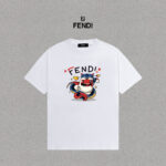 P70 Fendi/芬迪 印花Logo百搭潮流短袖T恤男女同款 吊牌 领标 水洗唛 三标齐全 定织定染280克精梳棉面料 尺码：S-XXL 颜色：黑色，白色