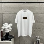 P80 FEN*di芬迪 2026春夏新款短袖t恤 经典双 F，贴布绣 工艺 定制双纱平纹纯棉面料 男女同款 颜色：黑色 白色 尺码： S （90-130斤） M （120-150斤） L （140-165斤） XL （160-180斤） XXL （180-210斤）
