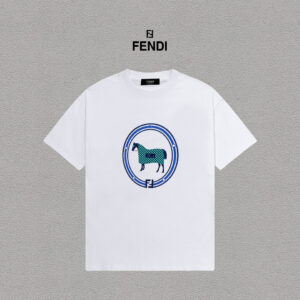 weigou_194014_0_6f1ab3b0a6 P70 Fendi/芬迪 印花Logo百搭潮流短袖T恤男女同款 吊牌 领标 水洗唛 三标齐全 定织定染280克精梳棉面料 尺码:S-XXL 颜色:黑色,白色