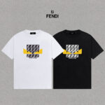 P70 Fendi/芬迪 印花Logo百搭潮流短袖T恤男女同款 吊牌 领标 水洗唛 三标齐全 定织定染280克精梳棉面料 尺码：S-XXL 颜色：黑色，白色