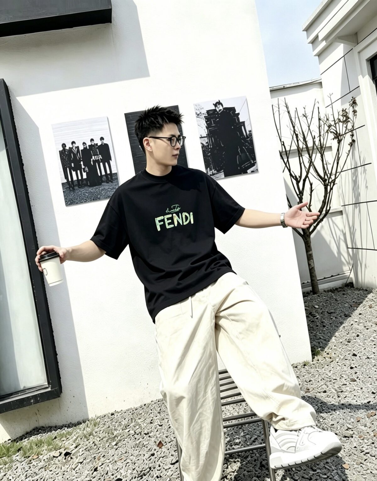weigou_194197_8_57cb06fc20 P80 Fen~ 植绒印花字母2025秋冬新款休闲纯棉上衣 280g7A抗菌短袖tee 负离子上身十分舒适,男女同款半袖,落肩宽松版型 颜色: 黑色 白色 咖啡色 尺码:S(90-130斤) M(125-150斤) L(135-165斤) XL(160-190斤) XXL(185-220斤)