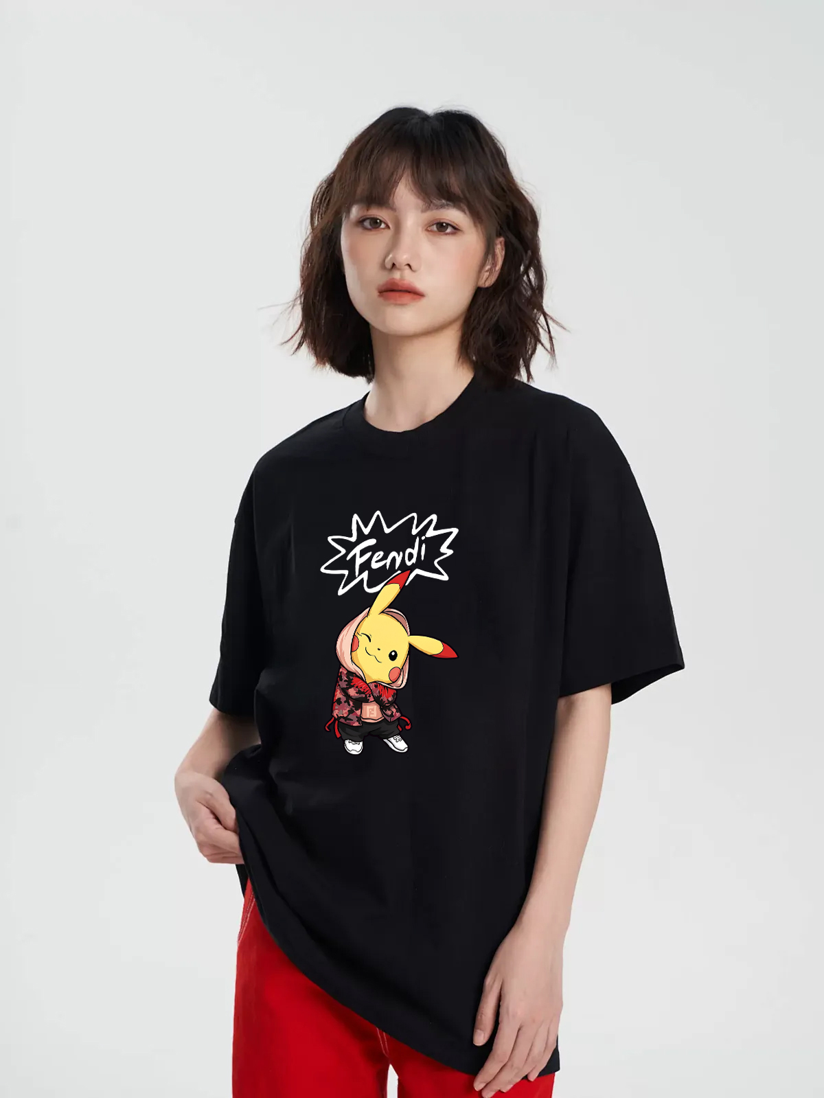 P70 Fendi/芬迪 印花Logo百搭潮流短袖T恤男女同款 吊牌 领标 水洗唛 三标齐全 定织定染280克精梳棉面料 尺码：S-XXL 颜色：黑色，白色