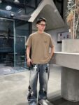 weigou_194258_7_91f0404d28 P75 fen*芬家 logo字母刺绣 官方同款 《区别通货面料》双纱纯棉上衣 7a抗菌短袖tee 上身十分舒适,男女同款半袖,落肩宽松版型 颜色: 黑色 白色 咖啡色 尺码:S(90-130斤) M(125-150斤) L(135-165斤) XL(160-190斤) XXL(185-220斤)