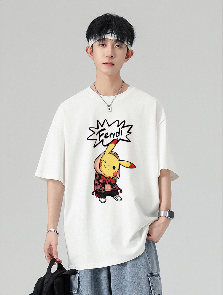 P70 Fendi/芬迪 印花Logo百搭潮流短袖T恤男女同款 吊牌 领标 水洗唛 三标齐全 定织定染280克精梳棉面料 尺码：S-XXL 颜色：黑色，白色