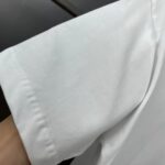 weigou_194368_5_f55d9bdbc6 P80 Fen~ 芬家厚板滴胶字母眼睛,新款280g纯棉上衣 7A抗菌短袖tee 负离子上身十分舒适,男女同款半袖,落肩宽松版型 颜色: 黑色 白色 咖啡色 尺码:S(90-130斤) M(125-150斤) L(135-165斤) XL(160-190斤) XXL(185-220斤)