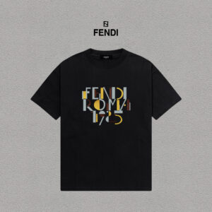 weigou_194504_0_f09734922d P70 Fendi/芬迪 印花Logo百搭潮流短袖T恤男女同款 吊牌 领标 水洗唛 三标齐全 定织定染280克精梳棉面料 尺码:S-XXL 颜色:黑色,白色