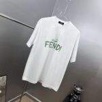 weigou_194620_2_7494a39d95 P80 Fen~ 植绒印花字母2025秋冬新款休闲纯棉上衣 280g7A抗菌短袖tee 负离子上身十分舒适,男女同款半袖,落肩宽松版型 颜色: 黑色 白色 咖啡色 尺码:S(90-130斤) M(125-150斤) L(135-165斤) XL(160-190斤) XXL(185-220斤)