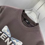 P75 FENDI* 芬迪* 2026春夏新款短袖T恤 定制纯棉字母logo厚板 颜色：黑色 白色 巧色 深蓝 码数：S M L XL XXL