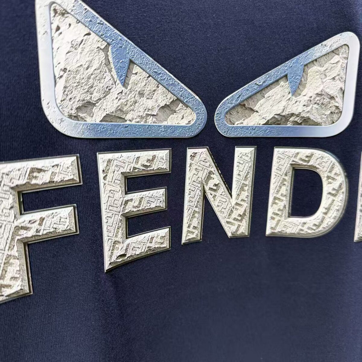 P75 FENDI* 芬迪* 2026春夏新款短袖T恤 定制纯棉字母logo厚板 颜色：黑色 白色 巧色 深蓝 码数：S M L XL XXL