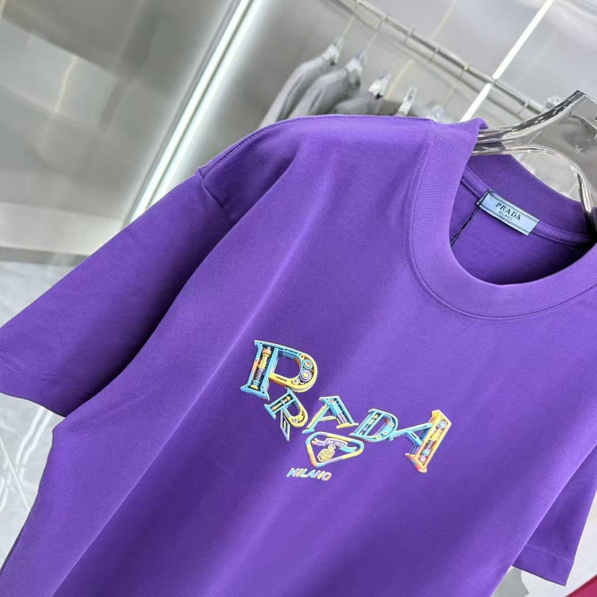 P80 PRA 2026秋冬新款 3D立体硅胶 360克圆领短袖 实物很棒 男女同款宽松版 尺码S M L XL XXL 五个码 黑色 白色 紫色