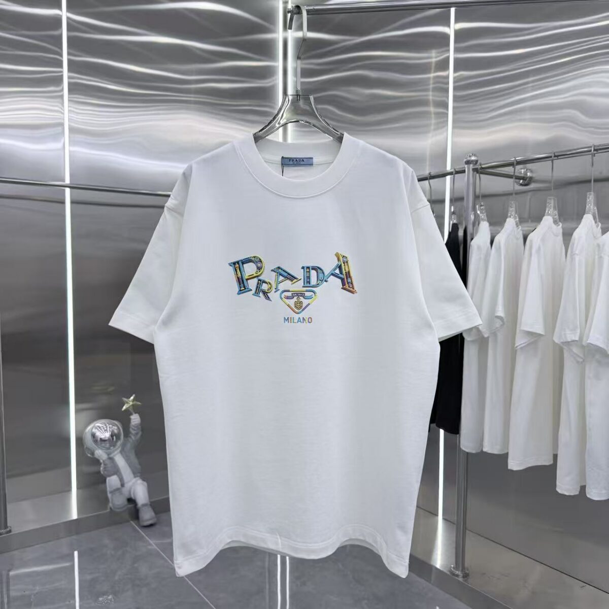 P80 PRA 2026秋冬新款 3D立体硅胶 360克圆领短袖 实物很棒 男女同款宽松版 尺码S M L XL XXL 五个码 黑色 白色 紫色