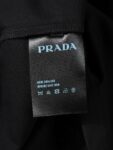 P80 普拉达PRADA 26ss新款印花工艺logo字母短袖 面料- 采用280克双股精梳棉面料.索罗纳螺纹订织订染国标一级面料 辅料：官网原版三标logo 尺码： S - XL 颜色：白色 黑色
