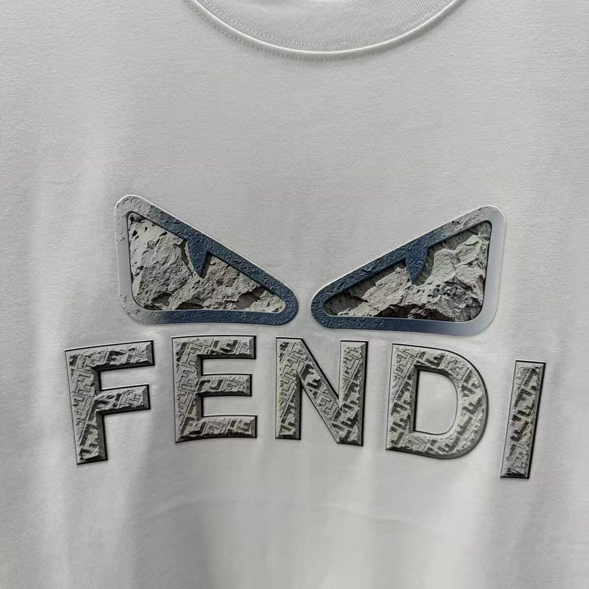 P75 FENDI* 芬迪* 2026春夏新款短袖T恤 定制纯棉字母logo厚板 颜色：黑色 白色 巧色 深蓝 码数：S M L XL XXL