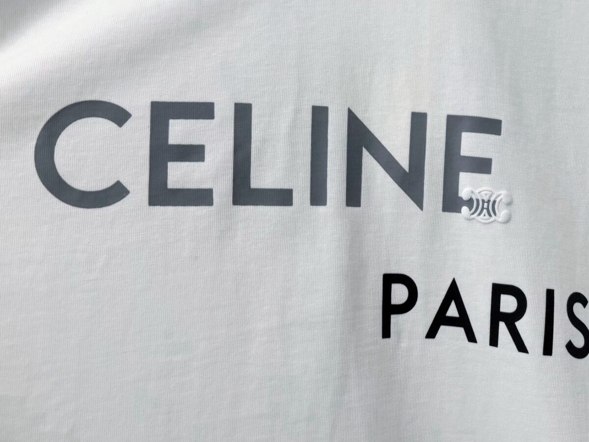 weigou_198511_4_d770b1d12c P65 【CELINE】赛琳字母log印花情侣款短袖T恤 采用高成本280克双股双纱纯棉面料 厚实挺阔 立体os剪裁版型 时尚百搭 网红同款 匠心款 简约中透漏着时尚的气息 男女同款 原版主麦水洗吊牌防潮纸包装👍 颜色:黑色 白色 尺码:XS-L