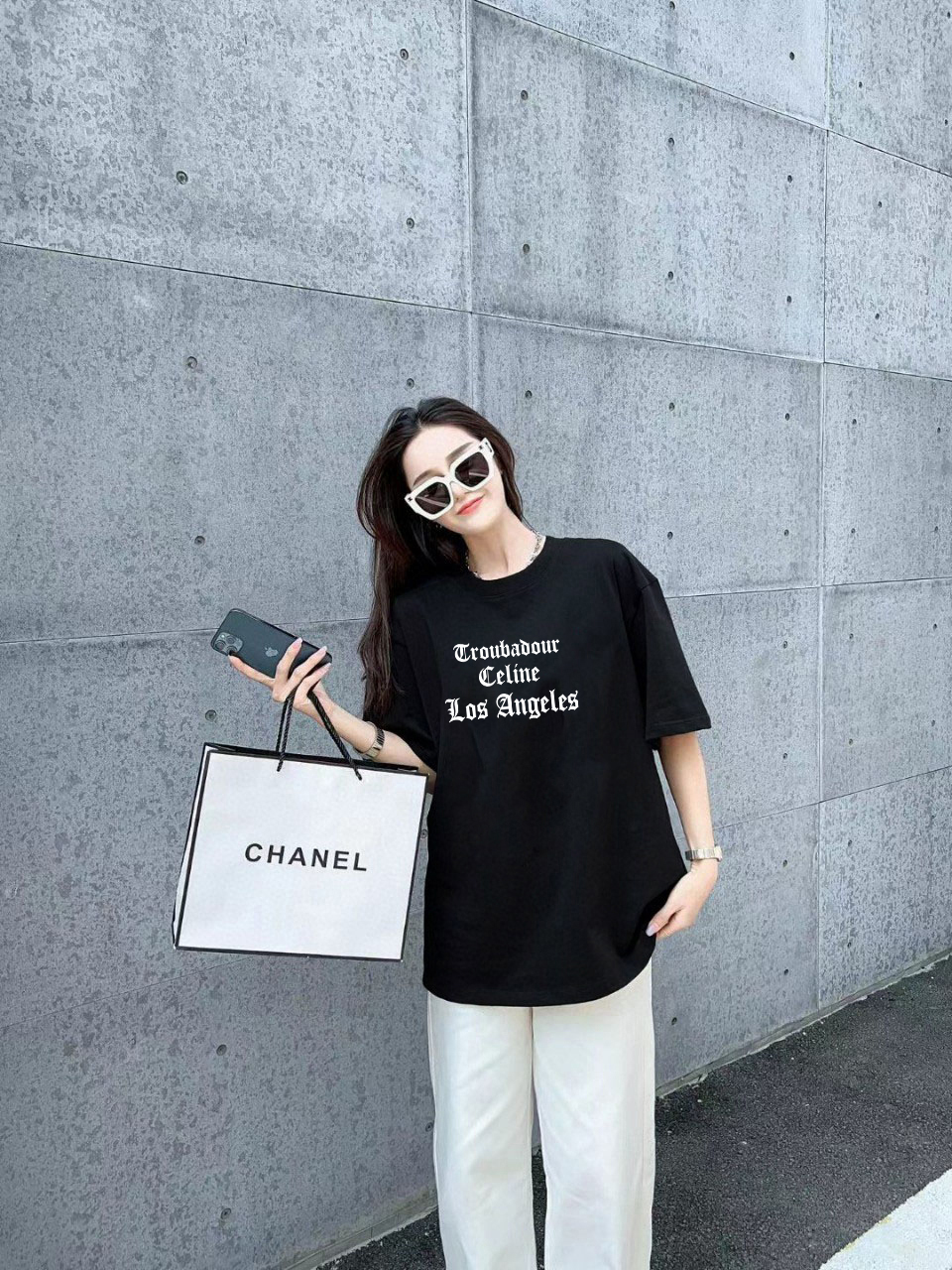 P70 Celine/赛琳 印花Logo百搭潮流纯棉短袖T恤男女同款 吊牌 领标 水洗唛 三标齐全 定织定染280克精梳棉面料 尺码：S-XXL 颜色：黑色，白色