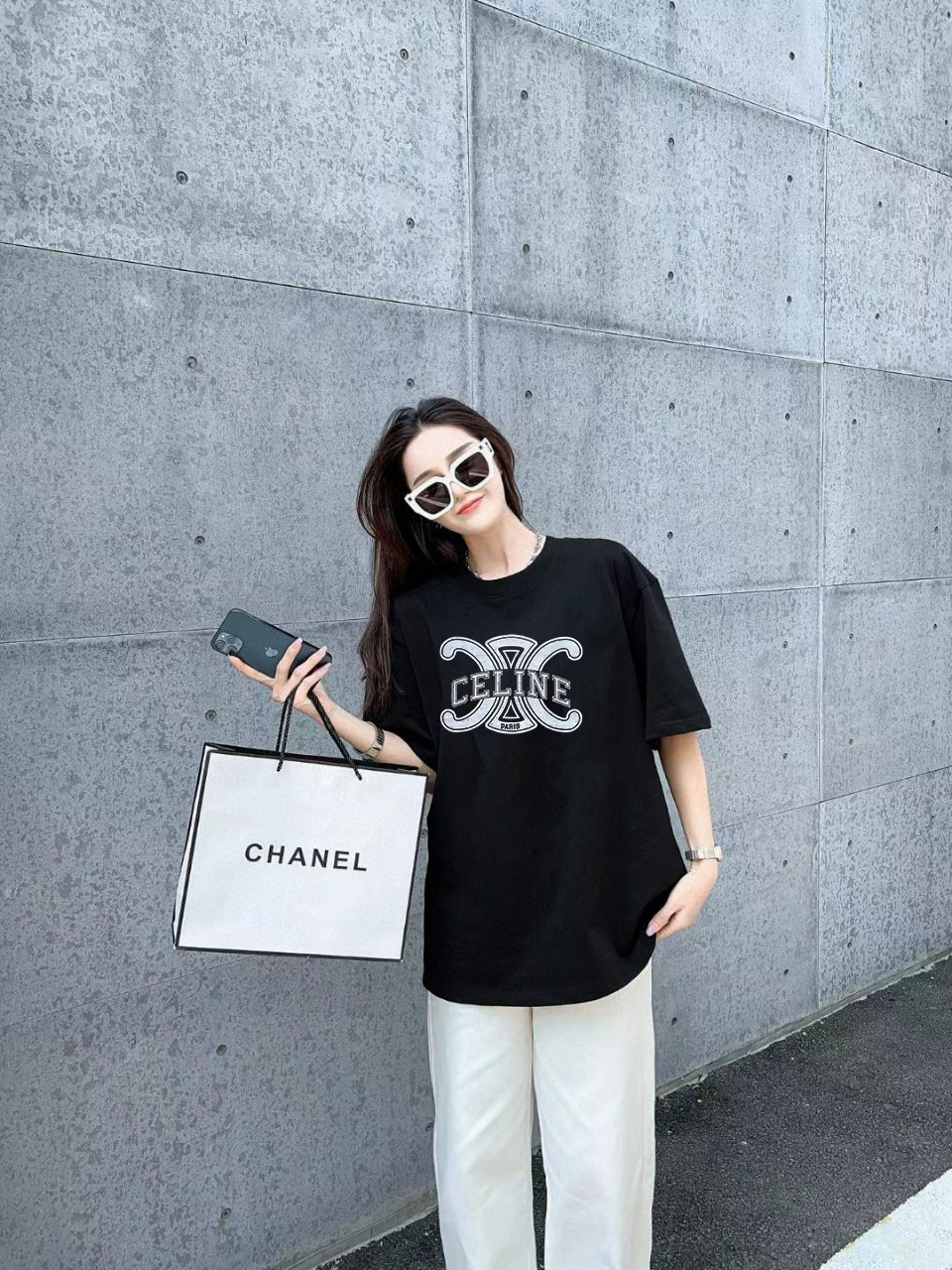 P70 Celine/赛琳 印花Logo百搭潮流纯棉短袖T恤男女同款 吊牌 领标 水洗唛 三标齐全 定织定染280克精梳棉面料 尺码：S-XXL 颜色：黑色，白色