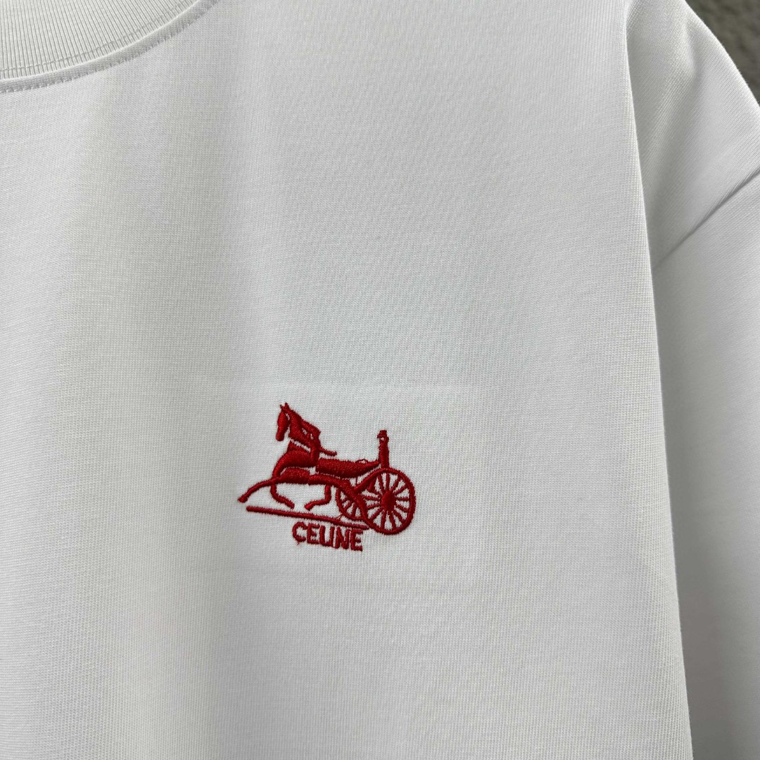 P75 Celi* 塞琳 塞林 2026春夏款 简约字母刺绣工艺个性logo 定制双纱平纹纯棉面料 短袖T恤 男女同款 颜色：黑色 白色 花灰色 尺码： S （90-130斤） M （120-150斤） L （140-165斤） XL （160-180斤） XXL （180-210斤）