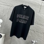 P75 Celi* 塞琳 塞林 2026春夏款 简约字母烫珠工艺个性logo 定制双纱平纹纯棉面料 短袖T恤 男女同款 颜色：黑色 白色 安哥拉红色 尺码： S （90-130斤） M （120-150斤） L （140-165斤） XL （160-180斤） XXL （180-210斤）