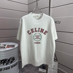 weigou_199402_0_32e7eb53b6 P70 Celi*ne 塞琳 2026春夏款 简约字母 个性logo 定制双纱平纹纯棉面料 短袖T恤 男女同款 颜色:黑色 白色 绿色 紫色 尺码: S M L XL XXL 尺码: S (90-130斤) M (120-150斤) L (140-165斤) XL (160-180斤) XXL (180-210斤)