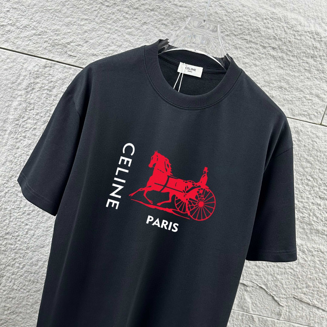 P75 Celi* 塞琳 塞林 2026春夏款 简约字母烫画工艺个性logo 定制双纱平纹纯棉面料 短袖T恤 男女同款 颜色：黑色 白色 尺码： S （90-130斤） M （120-150斤） L （140-165斤） XL （160-180斤） XXL （180-210斤）