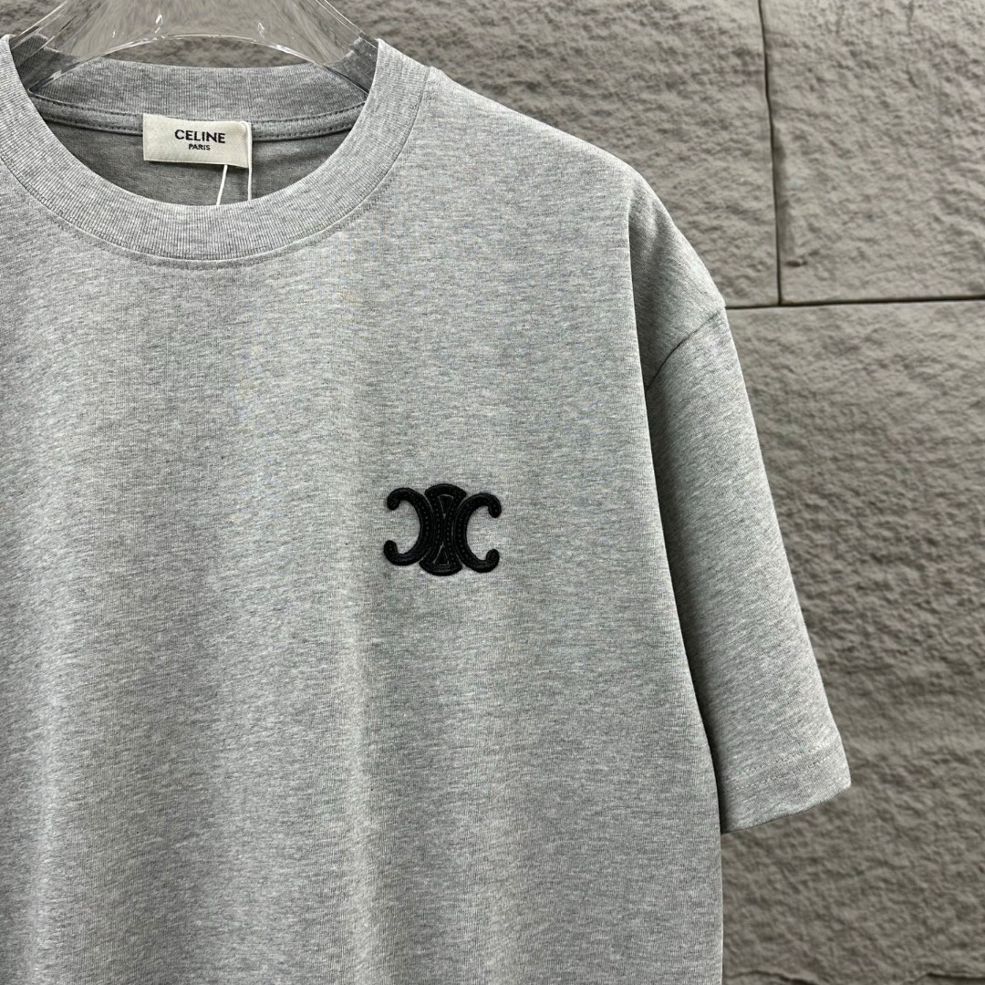 P75 Celi* 塞琳 塞林 2026春夏款 简约字母立体刺绣工艺个性logo 定制双纱平纹纯棉面料 短袖T恤 男女同款 颜色：黑色 白色 花灰色 尺码： S （90-130斤） M （120-150斤） L （140-165斤） XL （160-180斤） XXL （180-210斤）