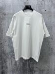 P70 【CELINE】赛琳字母logo胶片情侣款短袖T恤 采用高成本280克双股双纱纯棉面料 厚实挺阔 立体os剪裁版型 时尚百搭 网红同款 匠心款 简约中透漏着时尚的气息 男女同款 原版主麦水洗吊牌防潮纸包装👍 颜色：黑色 白色 尺码：XS-L