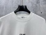 P70 【CELINE】赛琳字母logo胶片情侣款短袖T恤 采用高成本280克双股双纱纯棉面料 厚实挺阔 立体os剪裁版型 时尚百搭 网红同款 匠心款 简约中透漏着时尚的气息 男女同款 原版主麦水洗吊牌防潮纸包装👍 颜色：黑色 白色 尺码：XS-L