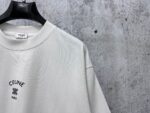P70 【CELINE】赛琳字母logo印花情侣款短袖T恤 采用高成本280克双股双纱纯棉面料 厚实挺阔 立体os剪裁版型 时尚百搭 网红同款 匠心款 简约中透漏着时尚的气息 男女同款 原版主麦水洗吊牌防潮纸包装👍 颜色：黑色 白色 尺码：XS-L