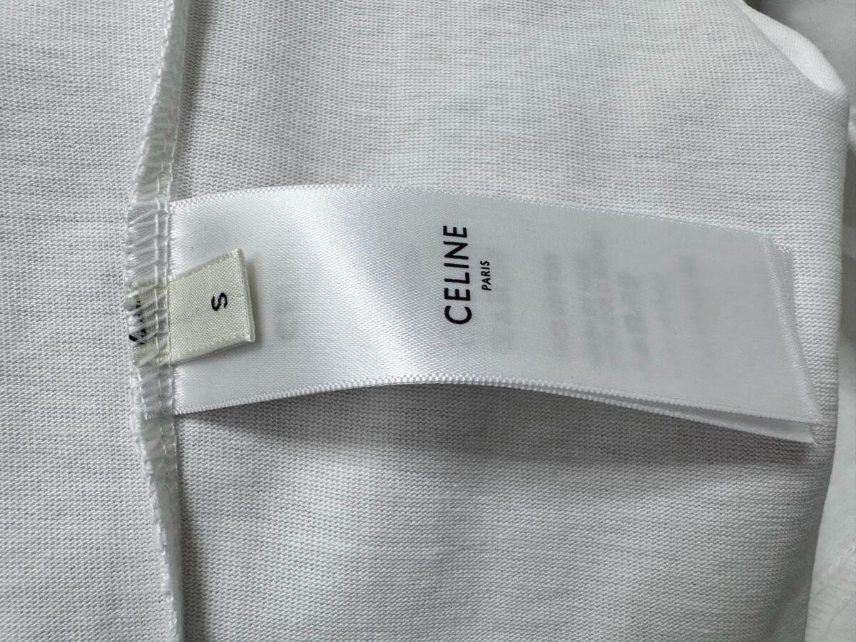 P70 【CELINE】赛琳字母logo印花情侣款短袖T恤 采用高成本280克双股双纱纯棉面料 厚实挺阔 立体os剪裁版型 时尚百搭 网红同款 匠心款 简约中透漏着时尚的气息 男女同款 原版主麦水洗吊牌防潮纸包装👍 颜色：黑色 白色 尺码：XS-L