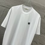 P75 Celi* 塞琳 塞林 2026春夏款 简约字母立体刺绣工艺个性logo 定制双纱平纹纯棉面料 短袖T恤 男女同款 颜色：黑色 白色 花灰色 安哥拉红色 尺码： S （90-130斤） M （120-150斤） L （140-165斤） XL （160-180斤） XXL （180-210斤）