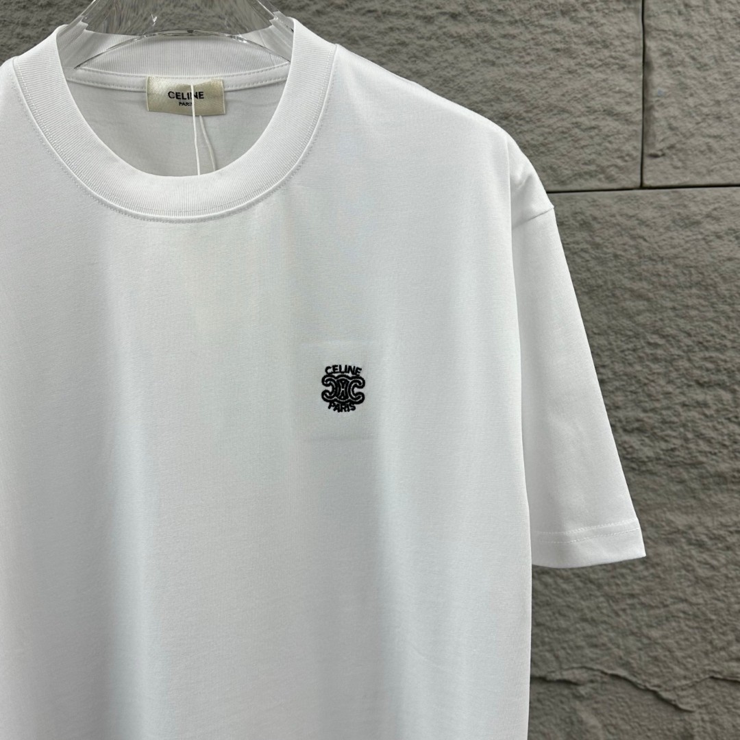 P75 Celi* 塞琳 塞林 2026春夏款 简约字母立体刺绣工艺个性logo 定制双纱平纹纯棉面料 短袖T恤 男女同款 颜色：黑色 白色 花灰色 安哥拉红色 尺码： S （90-130斤） M （120-150斤） L （140-165斤） XL （160-180斤） XXL （180-210斤）