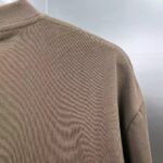 weigou_200663_5_79bd3f01f6 P80 gvc~纪梵 厚板滴胶字母 《区别通货面料》 7A抗菌短袖tee 上身十分舒适,男女同款半袖,落肩宽松版型 颜色: 黑色 白色 咖啡色 尺码:S(90-130斤) M(125-150斤) L(135-165斤) XL(160-190斤) XXL(185-220斤)