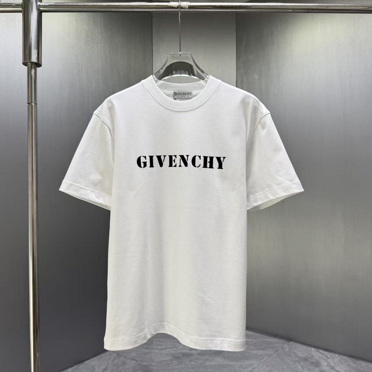 P75 GIVENC* 纪梵希* 2026春夏新款短袖T恤 定制纯棉字母logo植绒 颜色：黑色 白色 深红 棕色 码数：S M L XL XXL