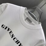 P75 GIVENC* 纪梵希* 2026春夏新款短袖T恤 定制纯棉字母logo植绒 颜色：黑色 白色 深红 棕色 码数：S M L XL XXL