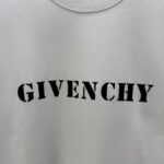 P75 GIVENC* 纪梵希* 2026春夏新款短袖T恤 定制纯棉字母logo植绒 颜色：黑色 白色 深红 棕色 码数：S M L XL XXL