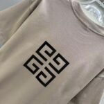 P75 GIVENC* 纪梵希* 2026春夏新款短袖T恤 定制纯棉字母logo植绒 颜色：黑色 白色 深红 棕色 码数：S M L XL XXL