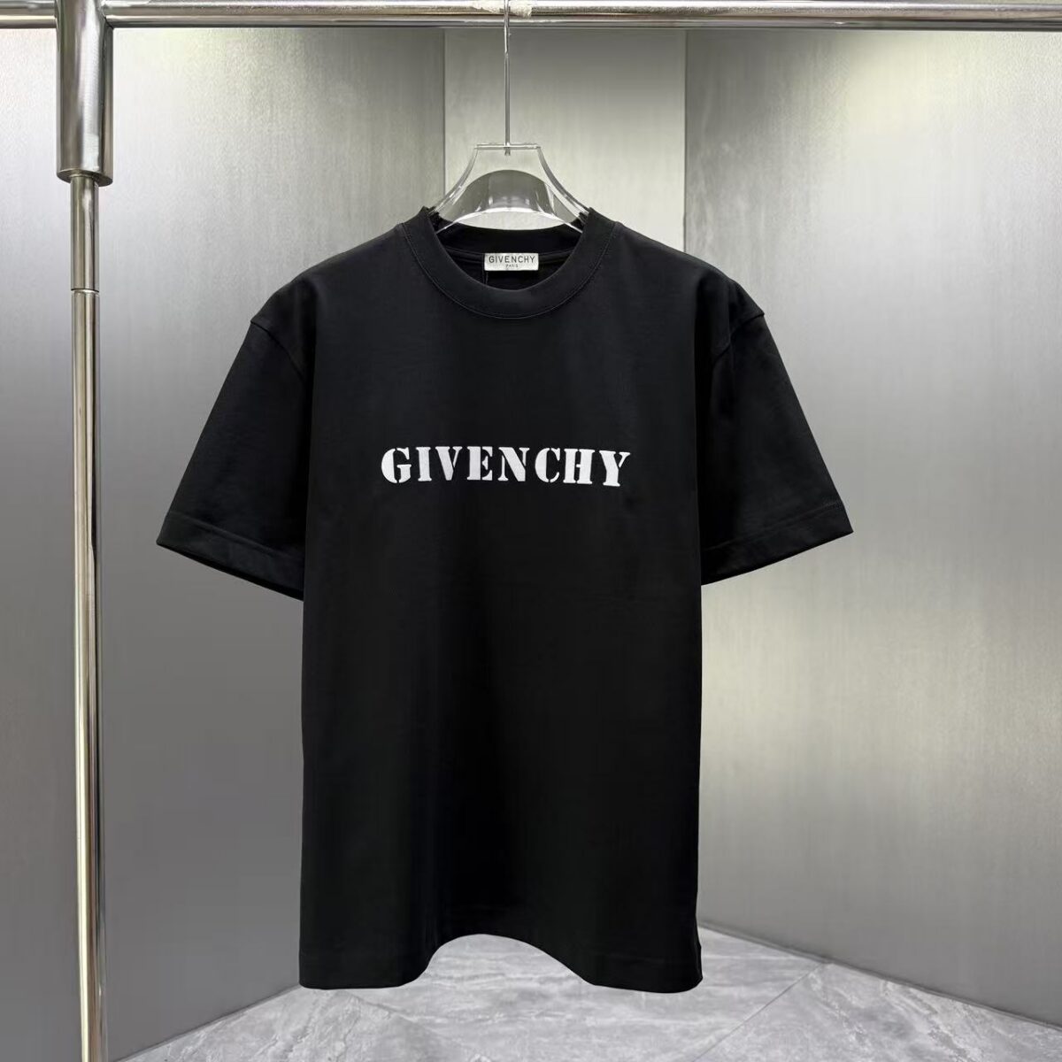 P75 GIVENC* 纪梵希* 2026春夏新款短袖T恤 定制纯棉字母logo植绒 颜色：黑色 白色 深红 棕色 码数：S M L XL XXL