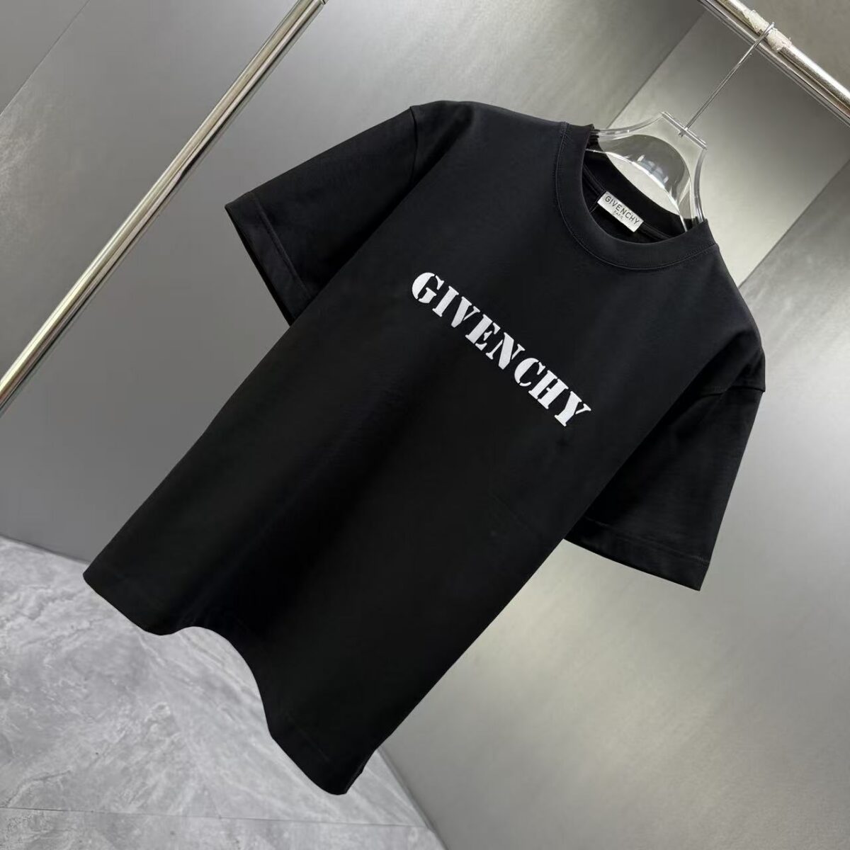 P75 GIVENC* 纪梵希* 2026春夏新款短袖T恤 定制纯棉字母logo植绒 颜色：黑色 白色 深红 棕色 码数：S M L XL XXL