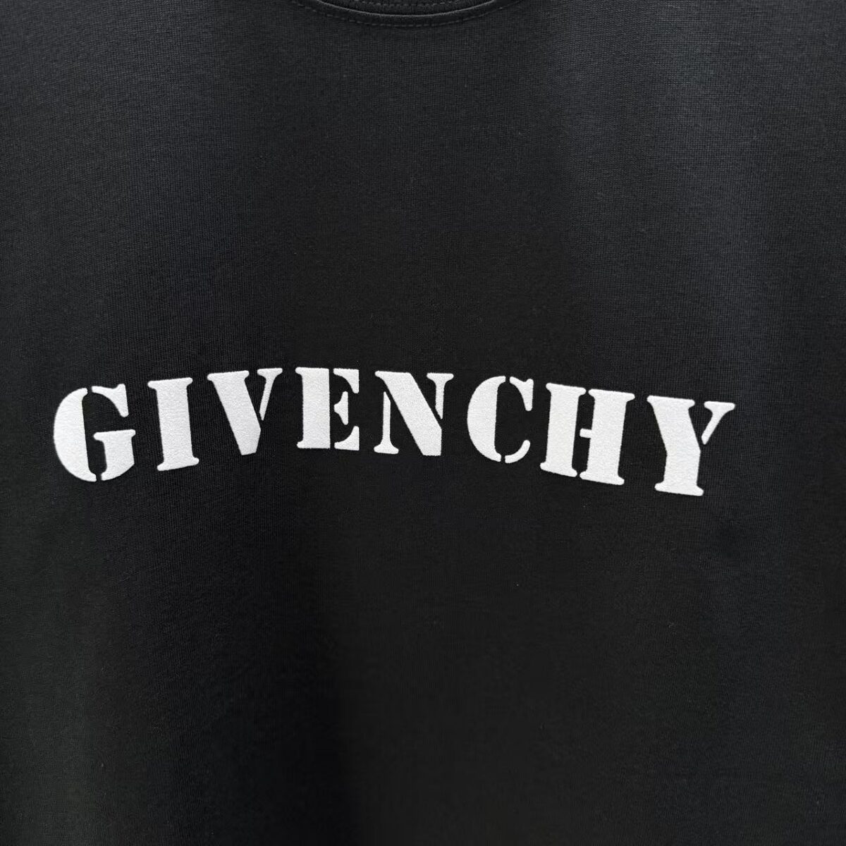 P75 GIVENC* 纪梵希* 2026春夏新款短袖T恤 定制纯棉字母logo植绒 颜色：黑色 白色 深红 棕色 码数：S M L XL XXL