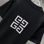 P75 GIVENC* 纪梵希* 2026春夏新款短袖T恤 定制纯棉字母logo植绒 颜色：黑色 白色 深红 棕色 码数：S M L XL XXL