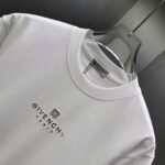 P75 GIVENC* 纪梵希* 2026春夏新款短袖T恤 定制纯棉字母logo厚板 颜色：黑色 白色 深红 黄色 码数：S M L XL XXL