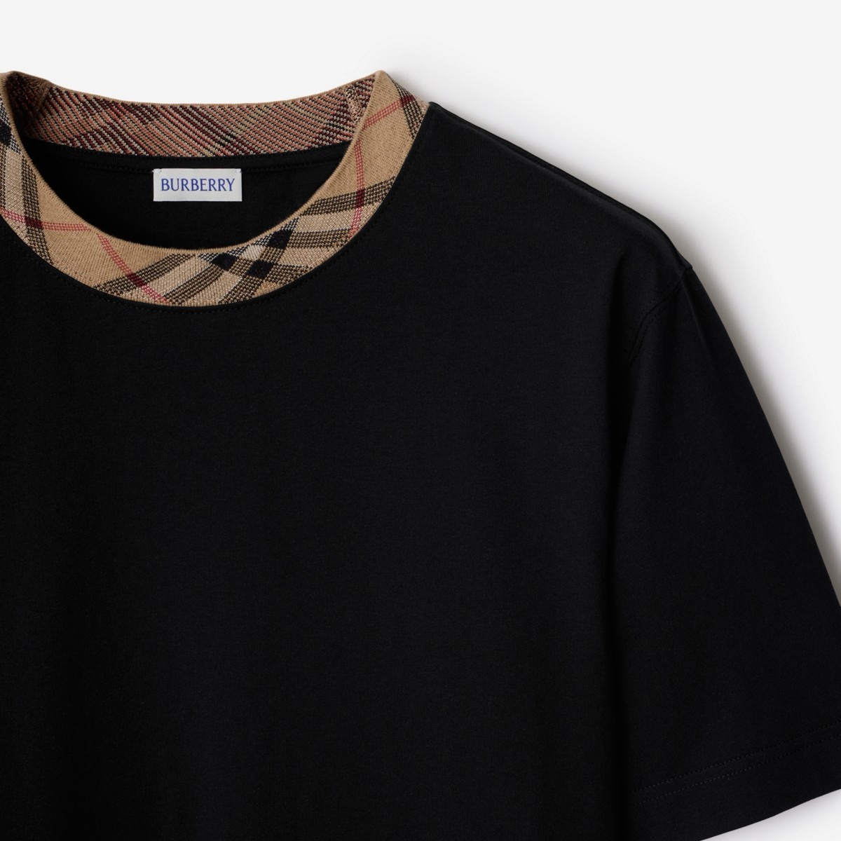 P65 款号：mm130 BURBERRY 巴宝莉25SS圆领格纹装饰棉质短袖T恤衫 -正品4050购入 -32支双股平纹匹马棉220克 -扁机罗纹 -罗纹提花 -面料酵洗 -定制1：1商标 -尺码：S M L XL